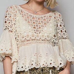 POL Cream Eyelet Oversized 1/2 Sleeve Top One Size - New Without Tag